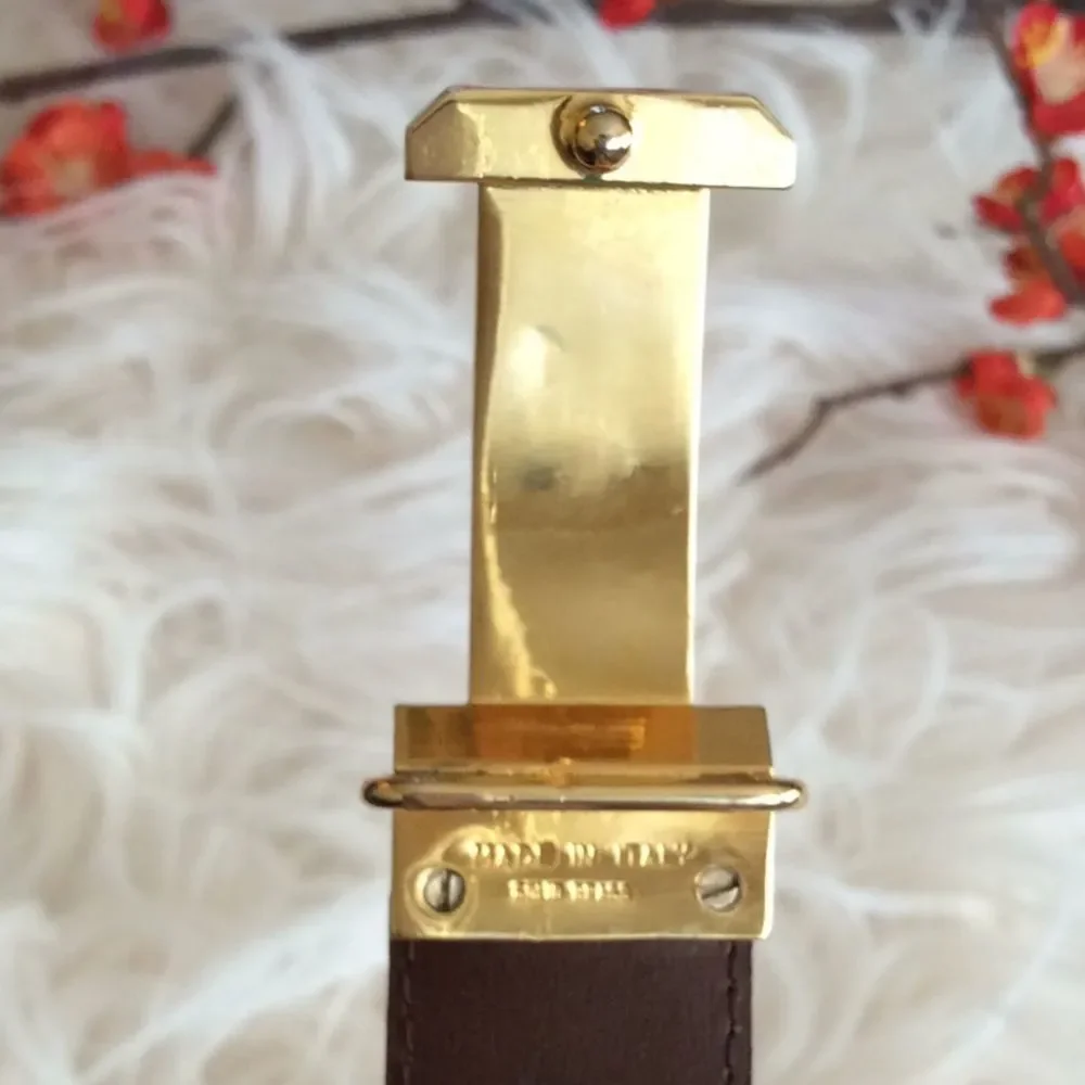 💞NEIMAN MARCUS💞ladies leather belt